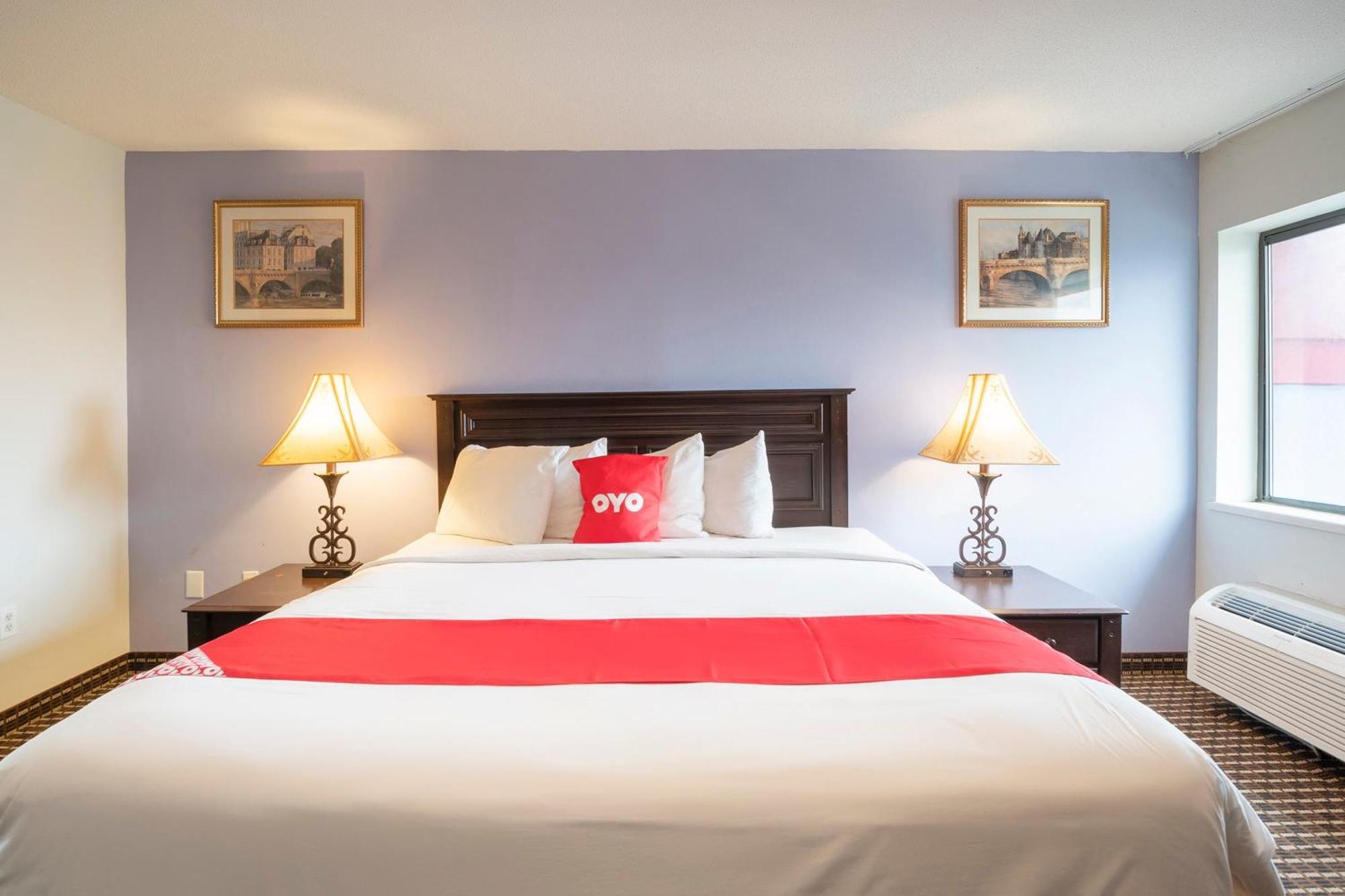 Oyo Townhouse Houston Airport North Hotel Екстериор снимка