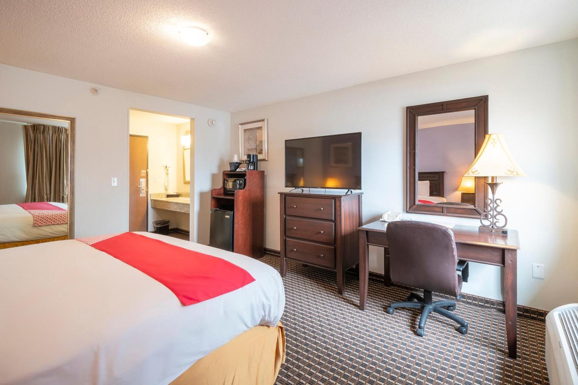 Oyo Townhouse Houston Airport North Hotel Екстериор снимка