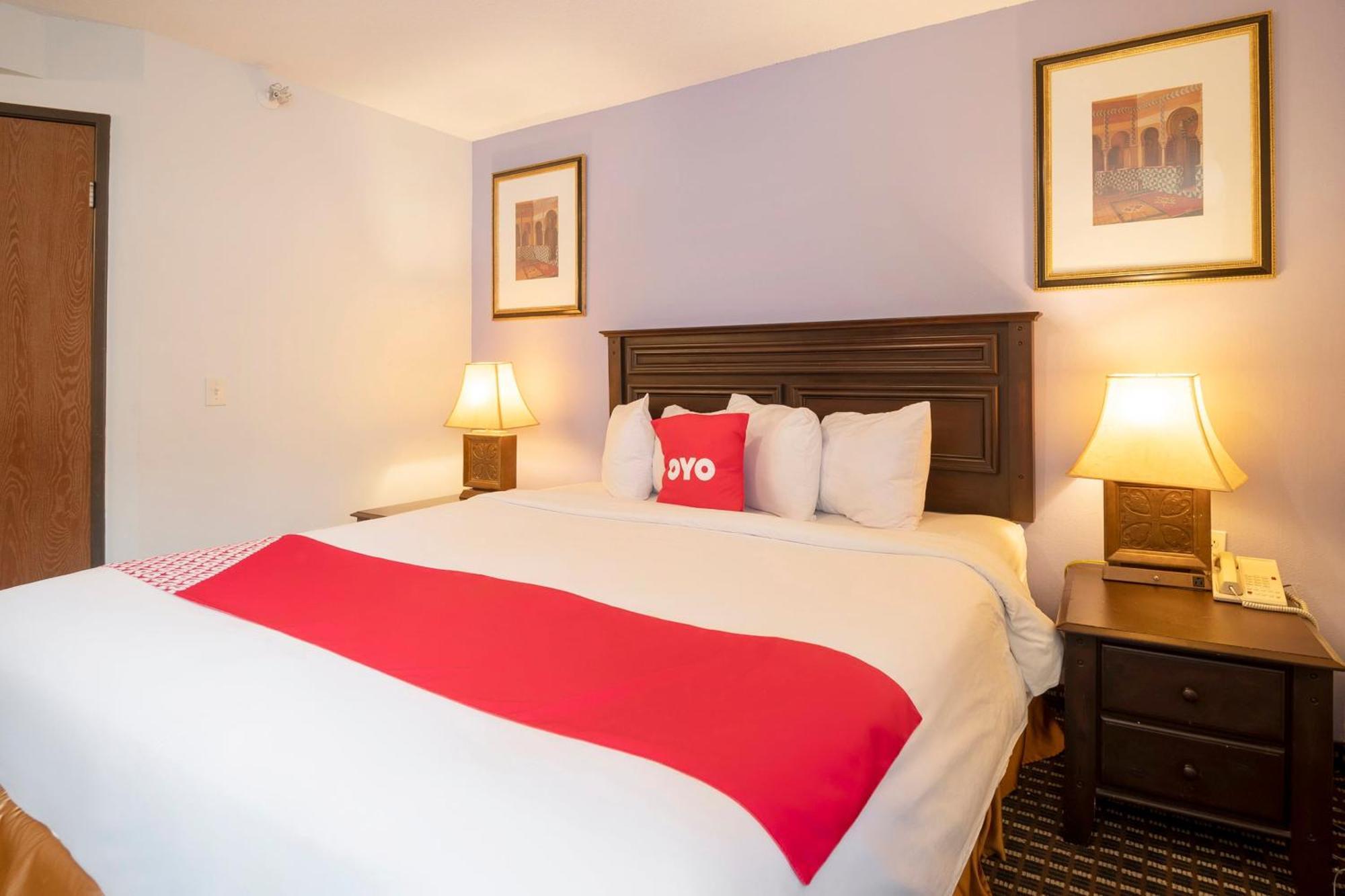 Oyo Townhouse Houston Airport North Hotel Екстериор снимка