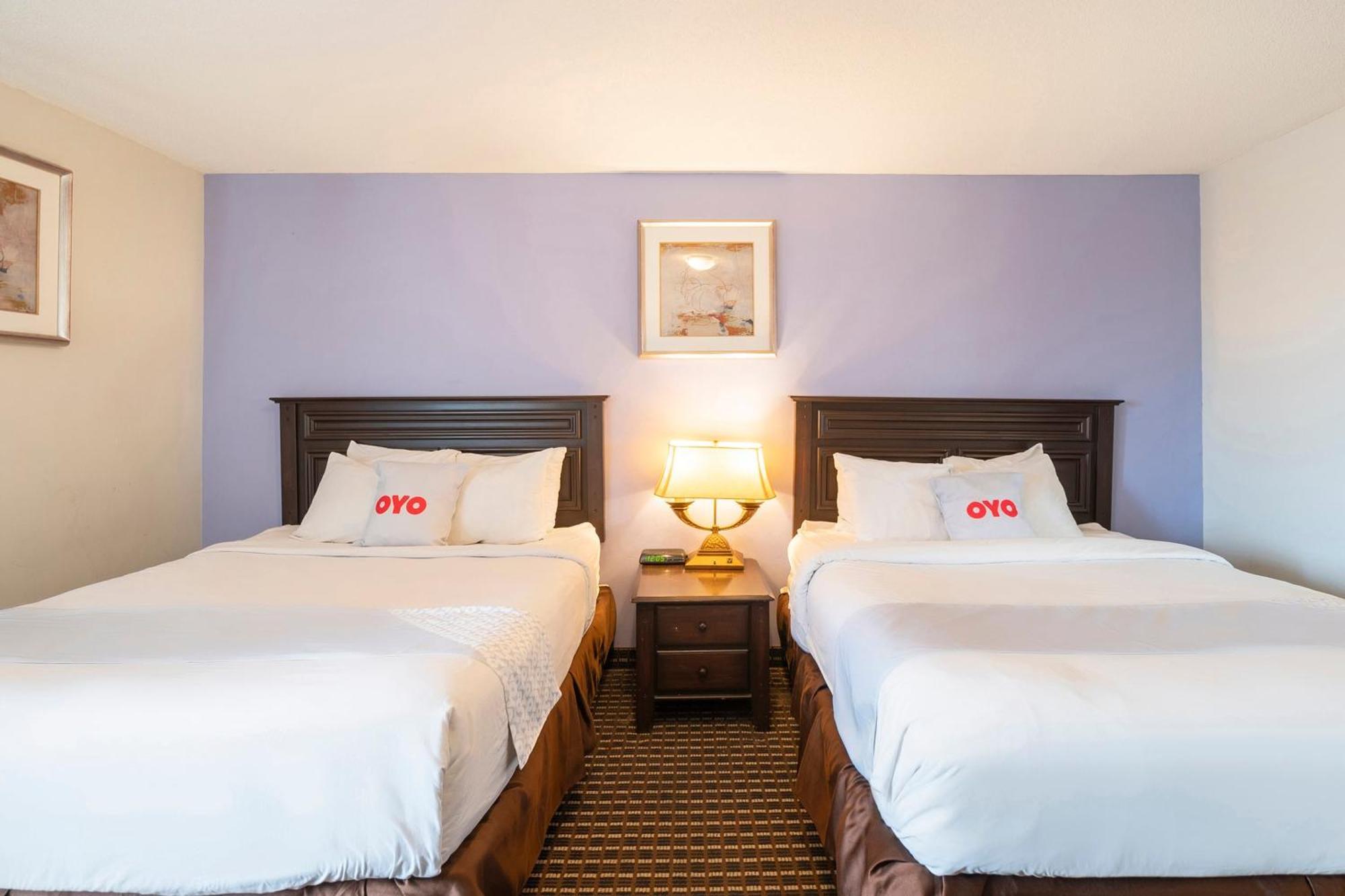 Oyo Townhouse Houston Airport North Hotel Екстериор снимка